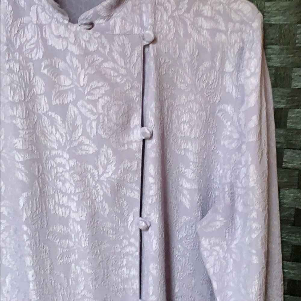 Blouse - Picture 2 of 6
